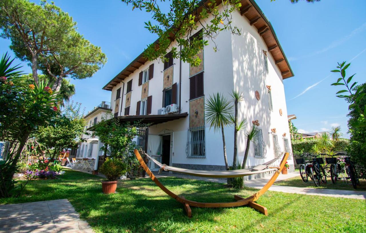 Hotel Villa Giada Marina di Massa Zewnętrze zdjęcie