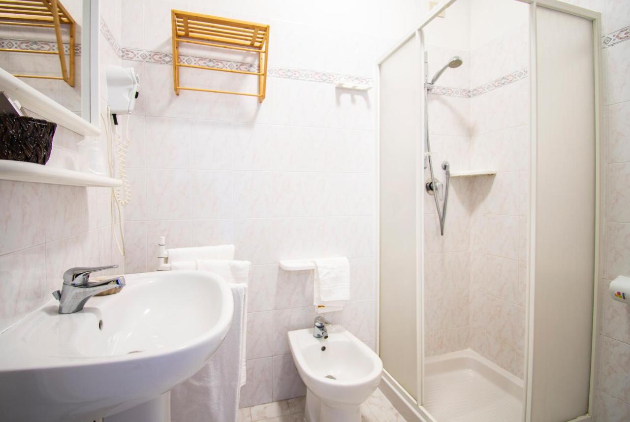 Hotel Villa Giada Marina di Massa Zewnętrze zdjęcie