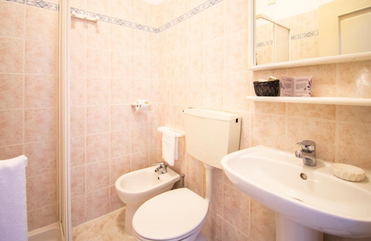 Hotel Villa Giada Marina di Massa Zewnętrze zdjęcie