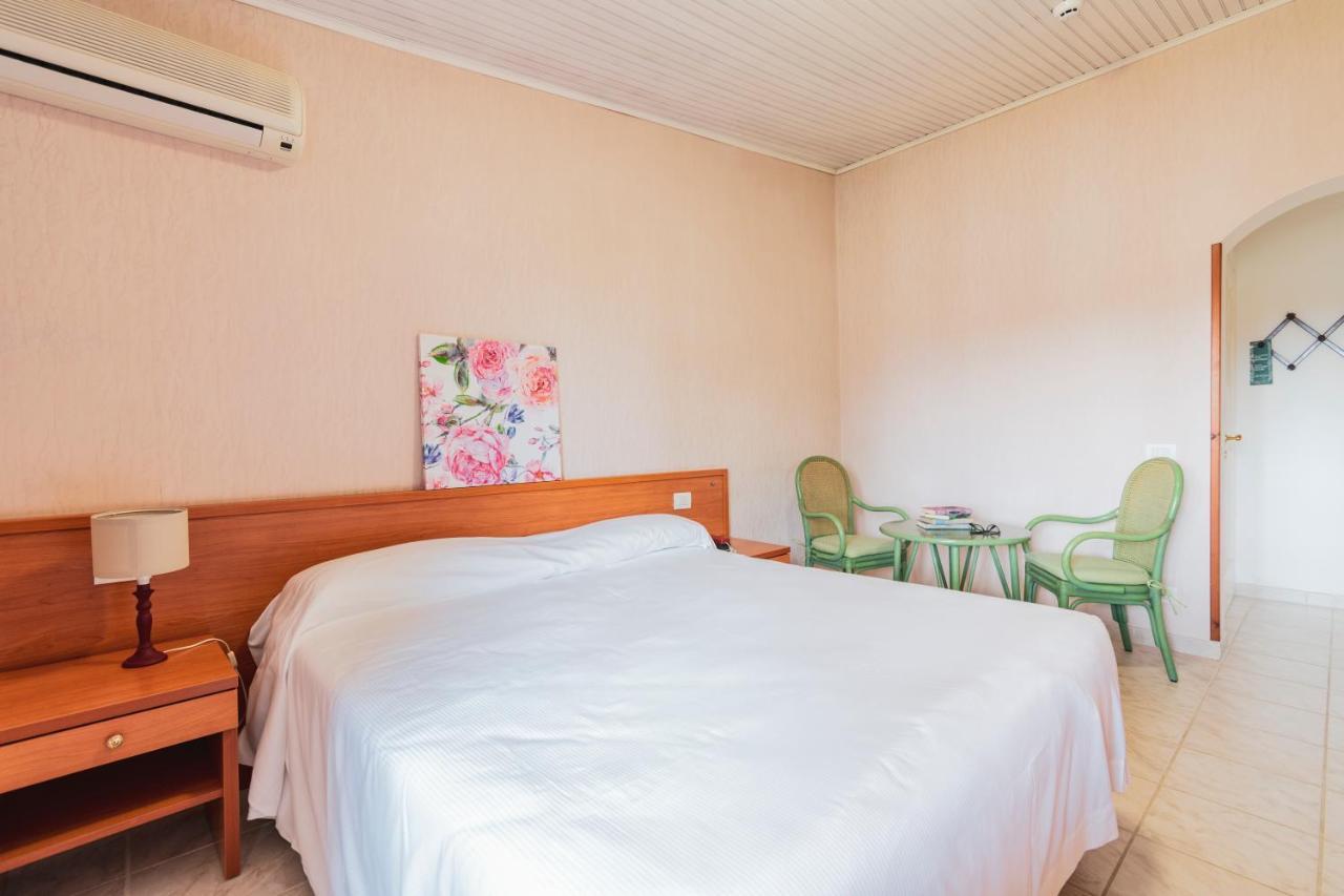 Hotel Villa Giada Marina di Massa Zewnętrze zdjęcie