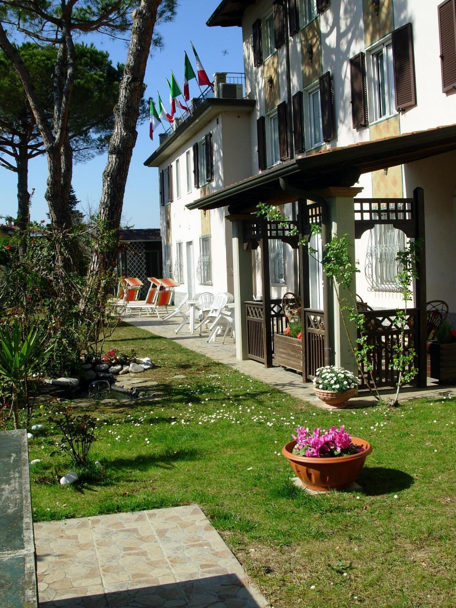 Hotel Villa Giada Marina di Massa Zewnętrze zdjęcie