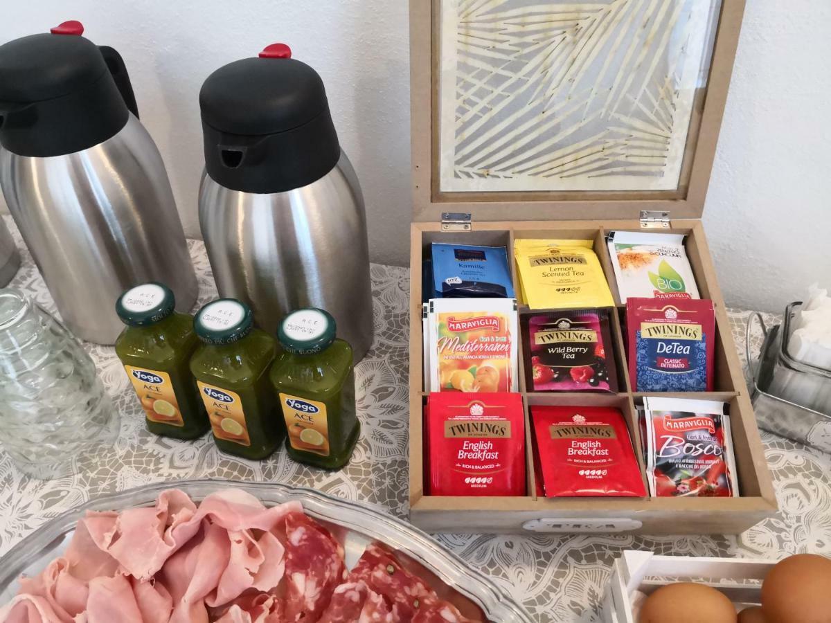 Hotel Villa Giada Marina di Massa Zewnętrze zdjęcie