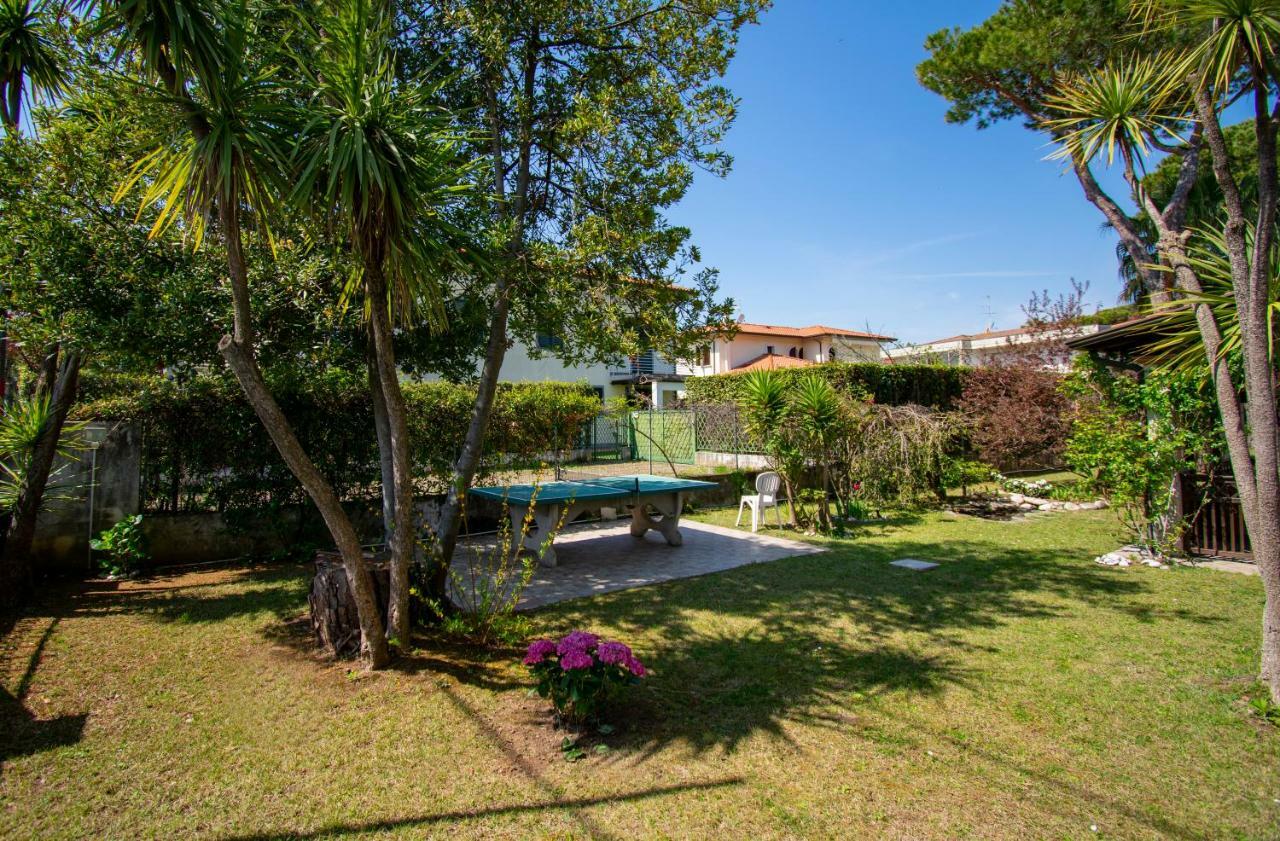 Hotel Villa Giada Marina di Massa Zewnętrze zdjęcie