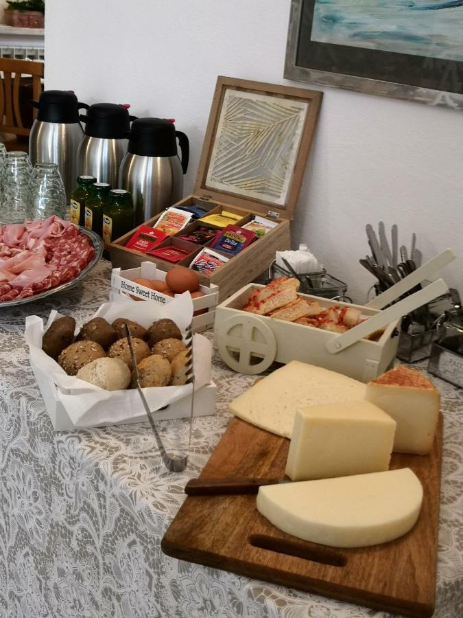 Hotel Villa Giada Marina di Massa Zewnętrze zdjęcie